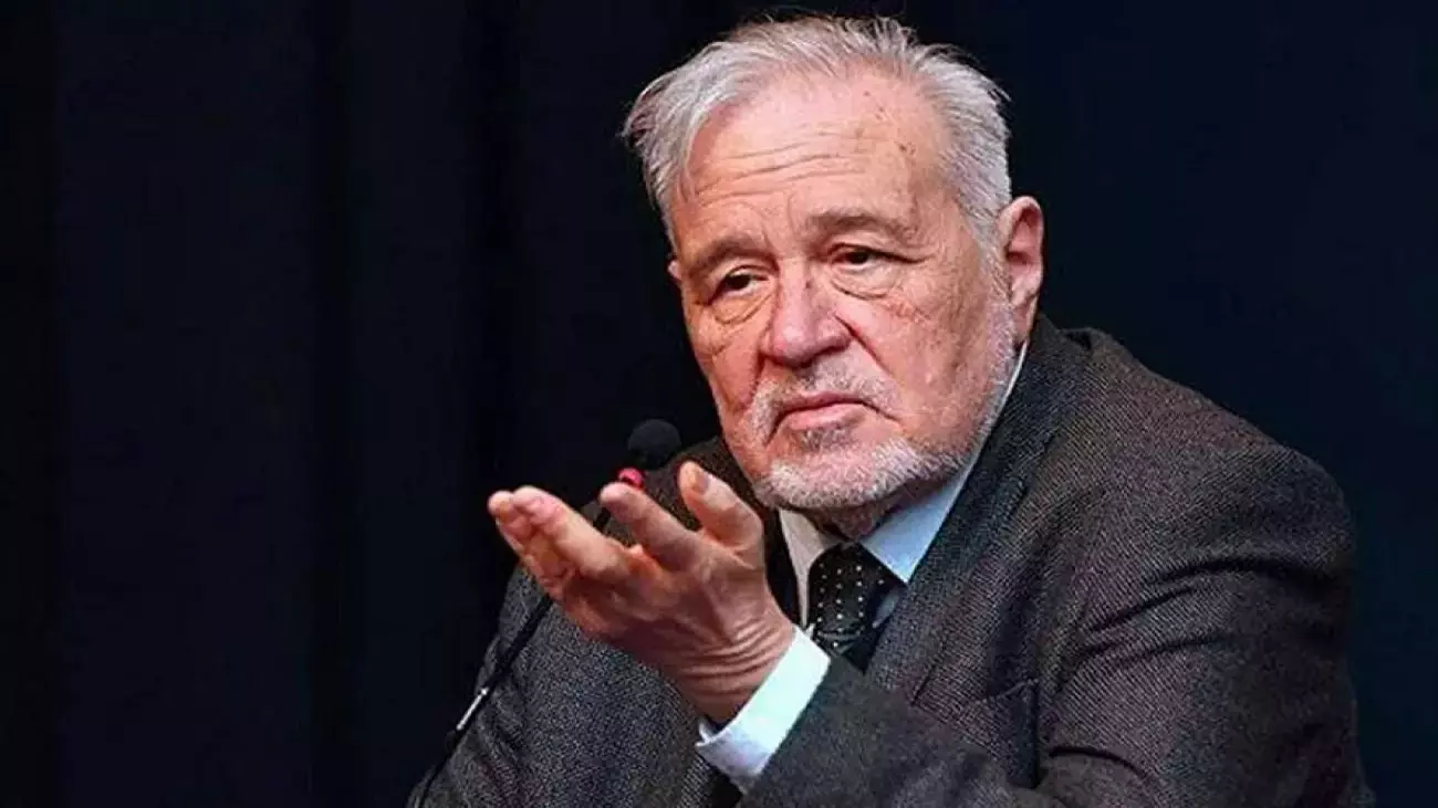 İlber Ortaylı’dan Endişe Verici Gelişme: Acil Ameliyata Alındı