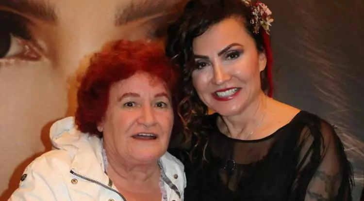 Serenad Bağcan, Dolandırıcılık Skandalıyla Gündemde