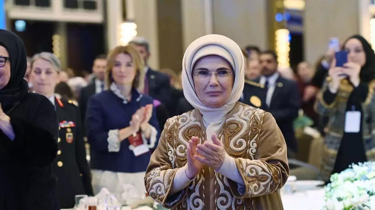 Emine Erdoğan, 8 Mart Dünya Kadınlar Günü İftarında Güçlü Kadınlarla Buluştu