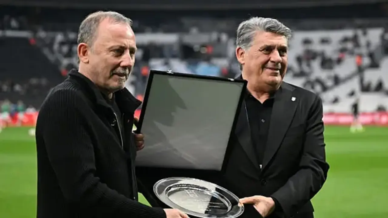 Beşiktaş’ta Sergen Yalçın ile Yollar Ayrıldı
