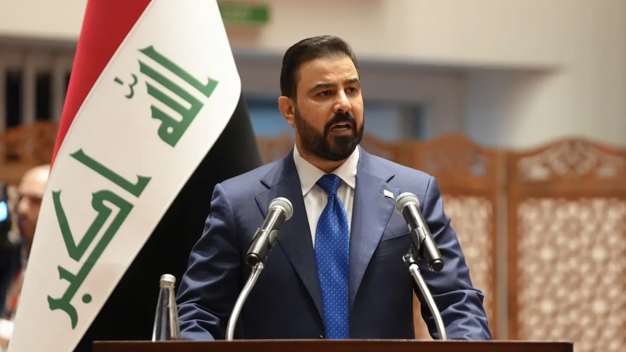 Irak’ın Yeni Başbakanı Ali ez-Zeydi Göreve Başladı