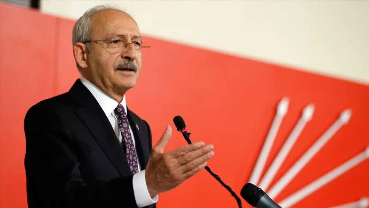 Kılıçdaroğlu’nun İlk Hamlesi: Özgür Özel Görevden Alınacak mı?