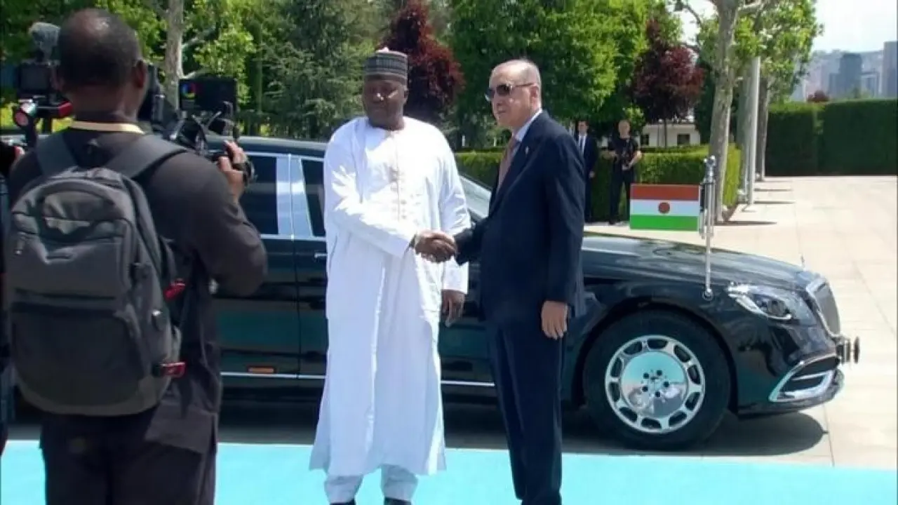 Cumhurbaşkanı Erdoğan, Nijer Cumhurbaşkanı Tchiani’yi Ağırladı