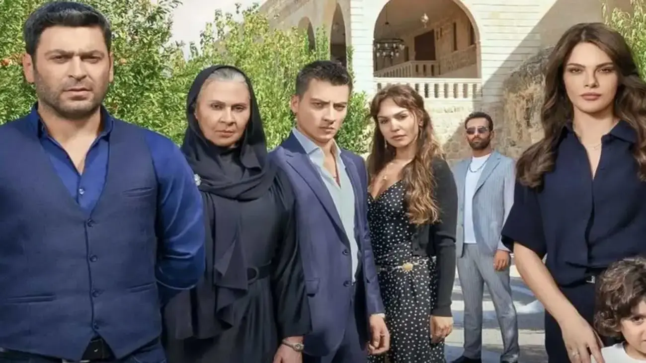 Uzak Şehir dizisinde beklenmedik ayrılıklar yaşanıyor!