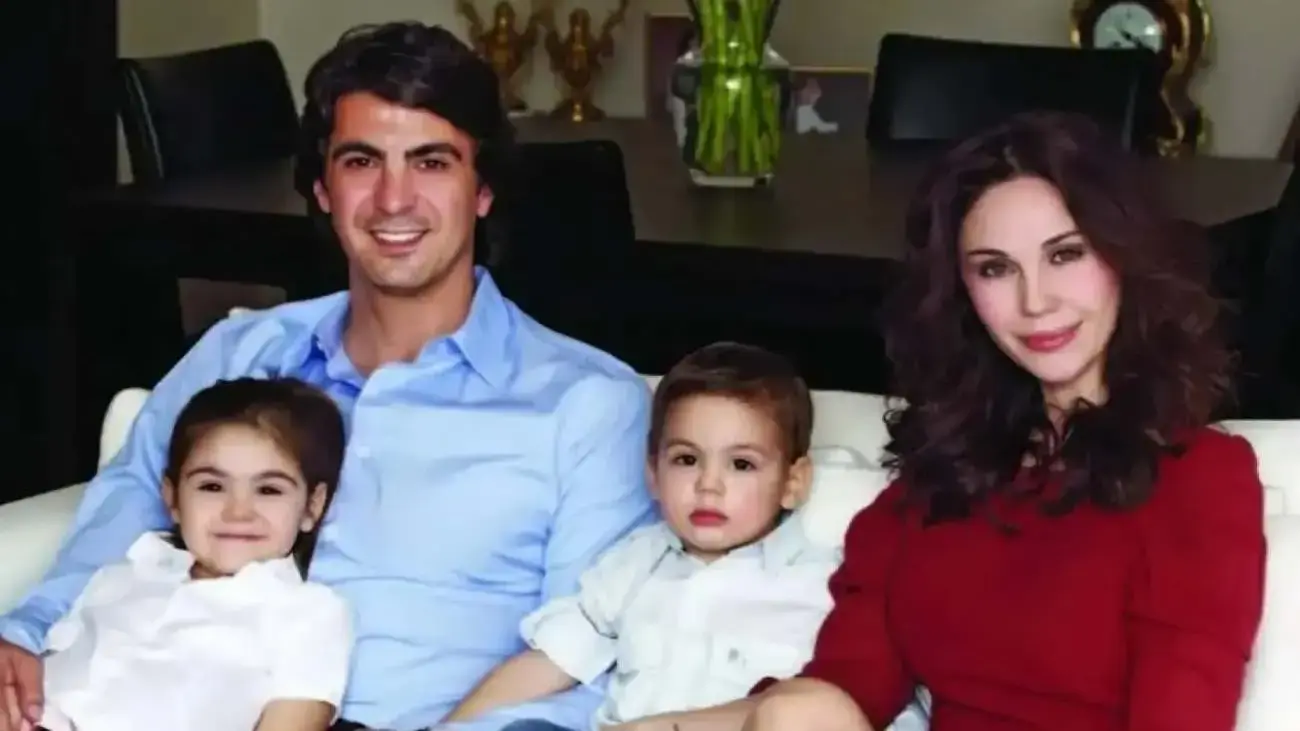 İbrahim Kutluay ve Demet Şener’in Yunanistan’daki Tatili