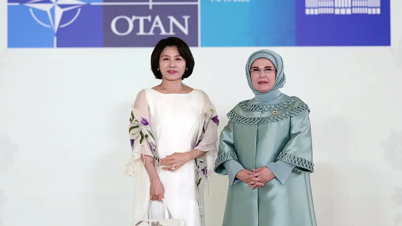 Güney Kore First Lady’sinden Emine Erdoğan’a Anlamlı Jest