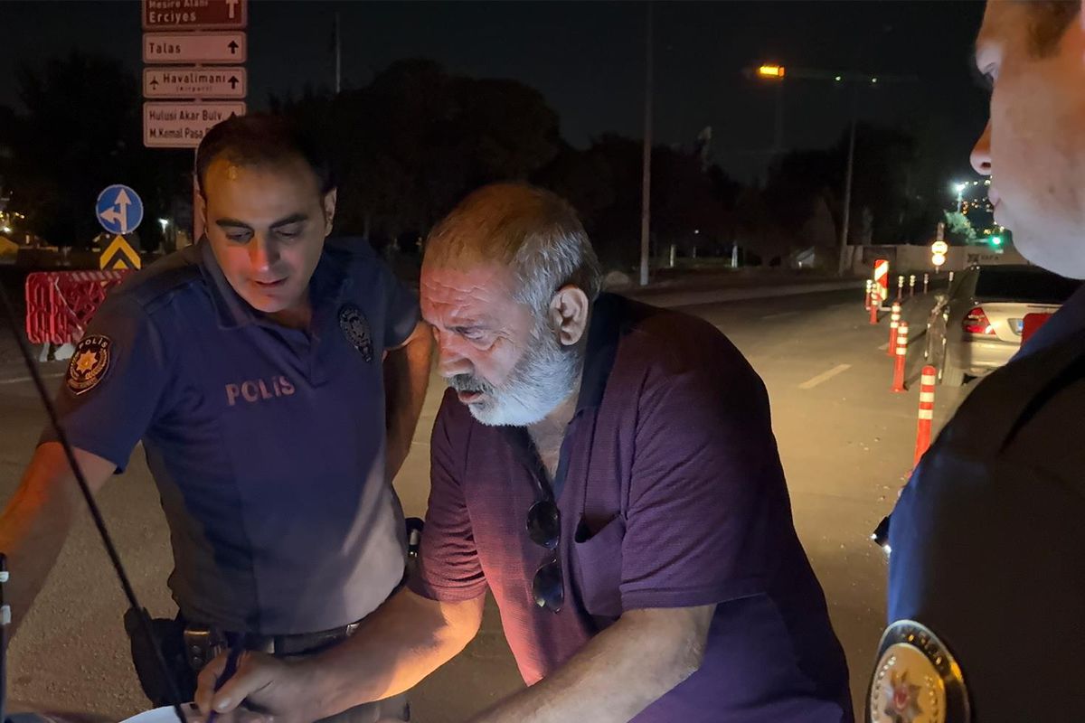 Alkollü Sürücü, Polisten Kaçarken Yakalandı: ‘Haberim Yoktu’