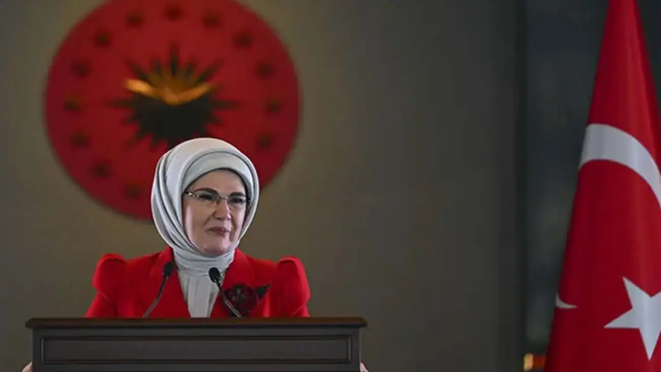 Emine Erdoğan, 30 Ağustos Zafer Bayramı’nda Şehitleri Andı