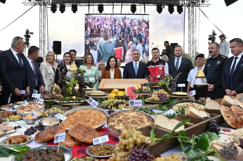 Tekirdağ’da Uluslararası Gastronomi ve Bağcılık Festivali