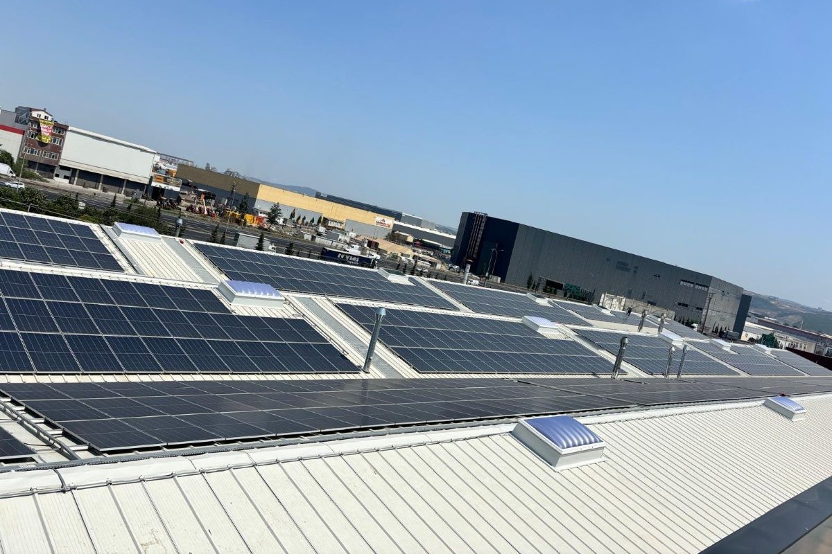 LAMILUX F100W ile Emre Alüminyum’a Duman Çözümü
