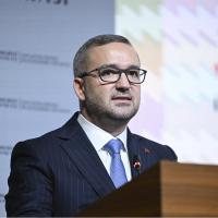 Ankara’da sağanak sırasında şimşekler gökyüzünü aydınlattı
