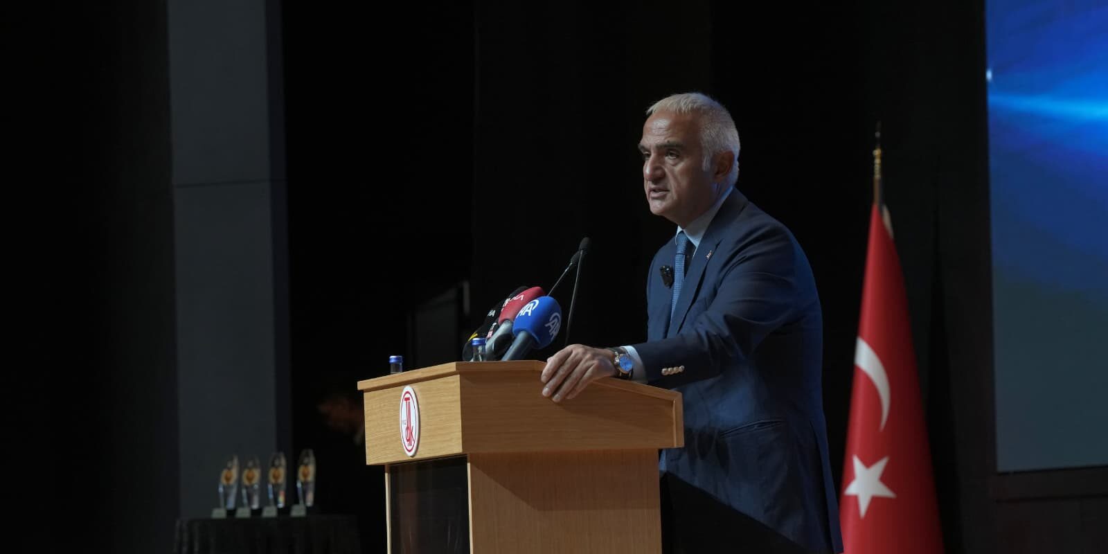 Türk Diline Hizmet Ödülleri sahiplerini buldu
