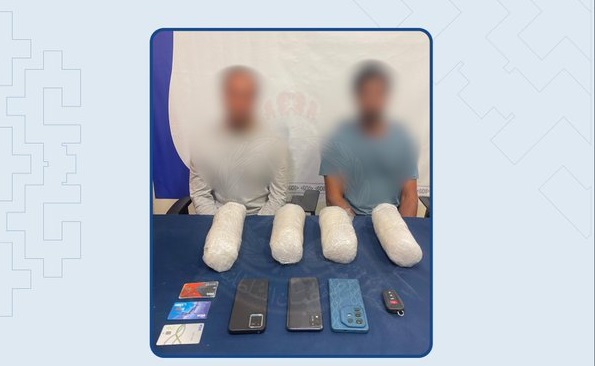 Al Buraimi’de kristal metamfetamin operasyonu: 2 gözaltı