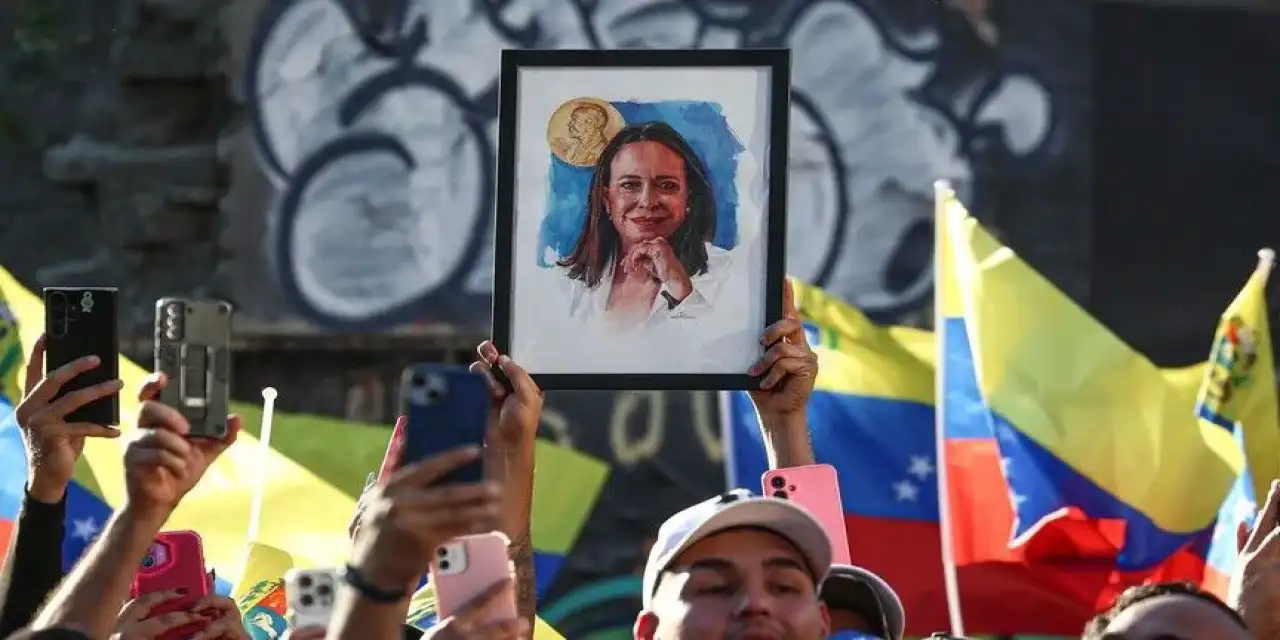 Venezuela’da seçim talebiyle yüzlerce kişi sokağa çıktı