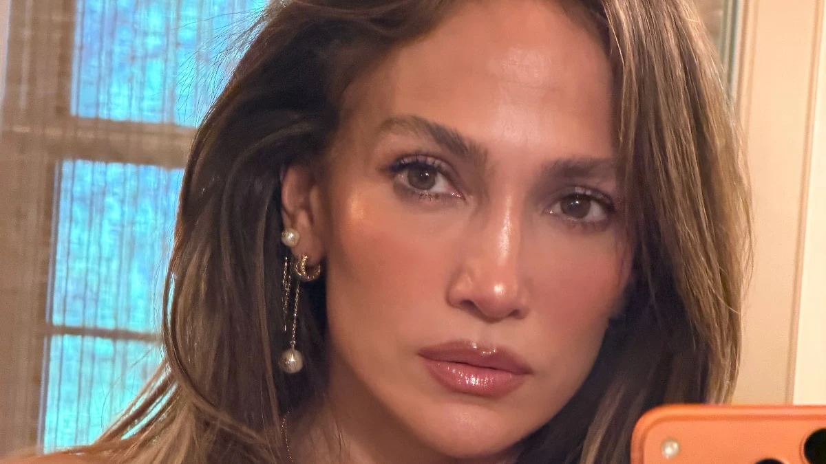 Jennifer Lopez, 18 milyon dolarlık yeni evini gösterdi