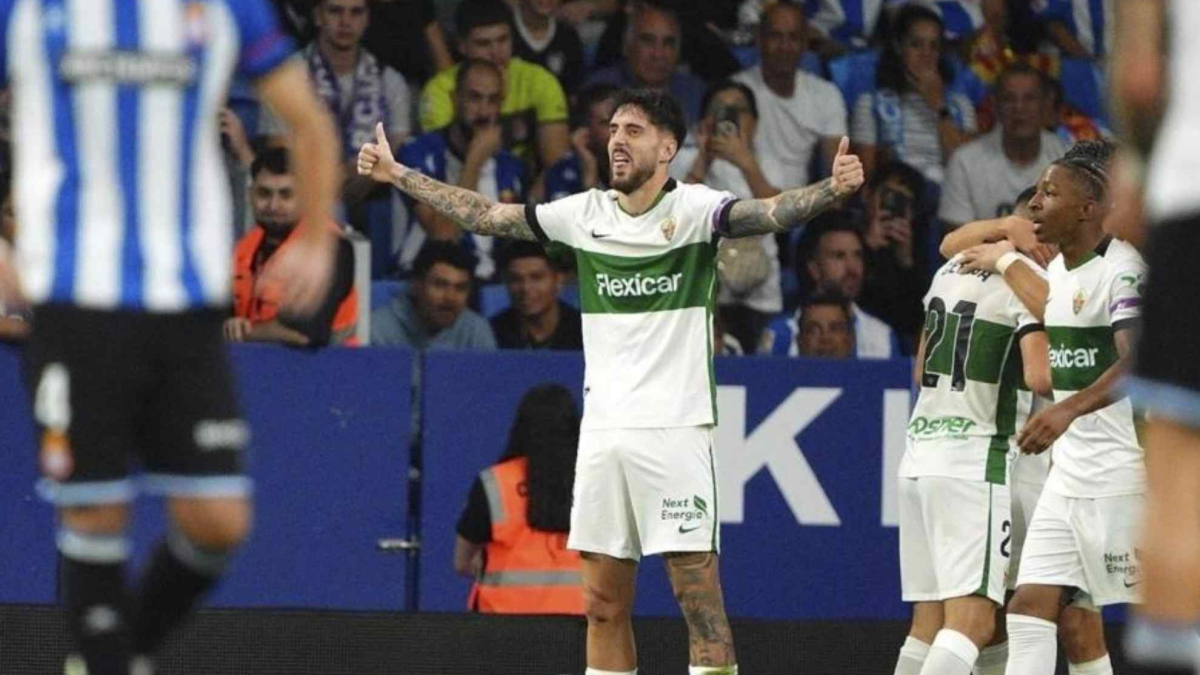 Elche galibiyeti, Espanyol karşısında 10 kişiyle geldi