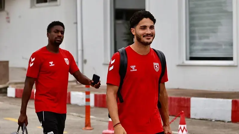 Samsunspor, Erzurum’a gitmek üzere kafileyle yola çıktı
