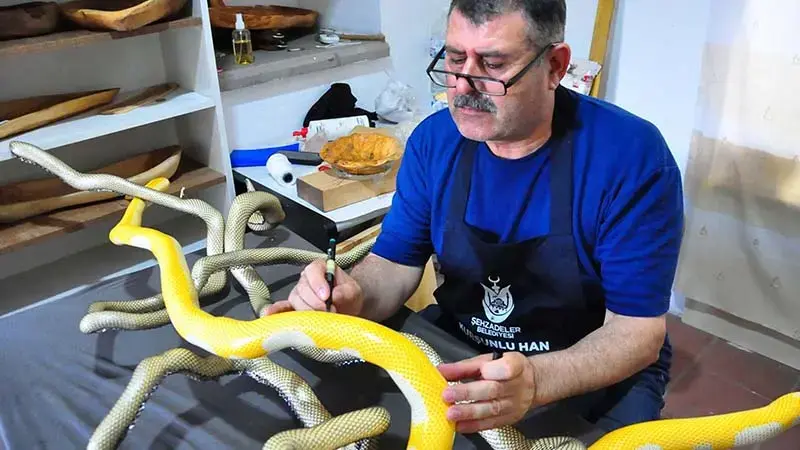 Emekli mobilya ustası böbreğini ağabeyine bağışladı