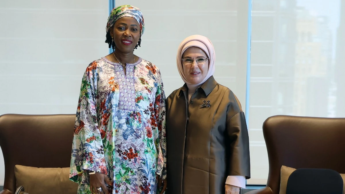 Emine Erdoğan, Fatima Maada Bio ile Türkevi’nde görüştü