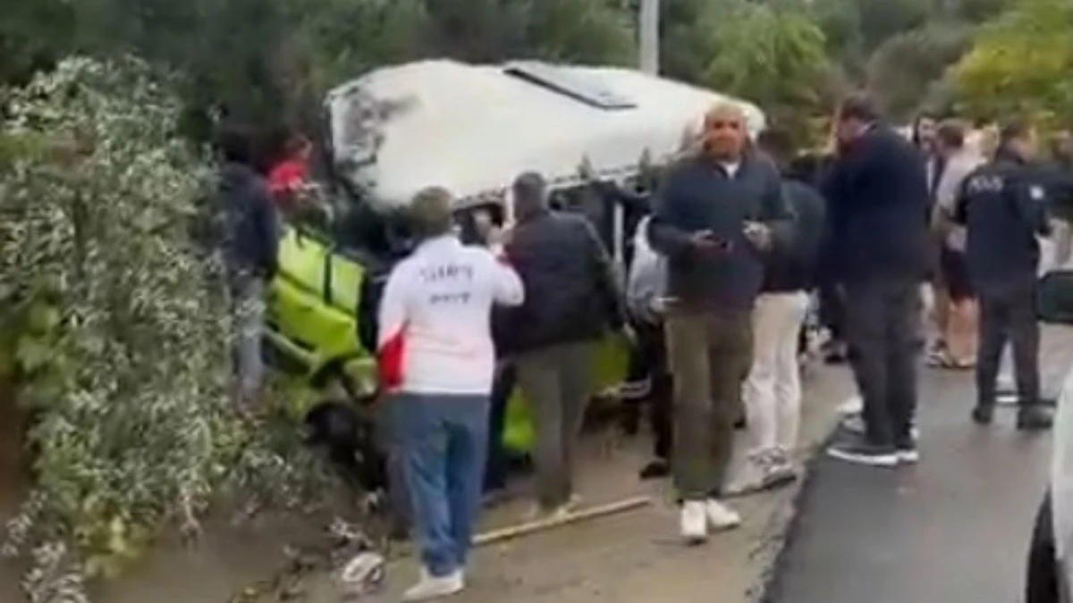 Gökçeada minibüs kazası: Sürücü hayatını kaybetti