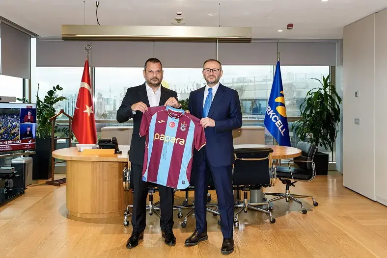 Ertuğrul Doğan’dan Turkcell Başkanı Kazancı’ya ziyaret
