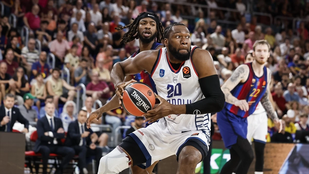 Anadolu Efes, Barcelona deplasmanında kayıp yaşadı