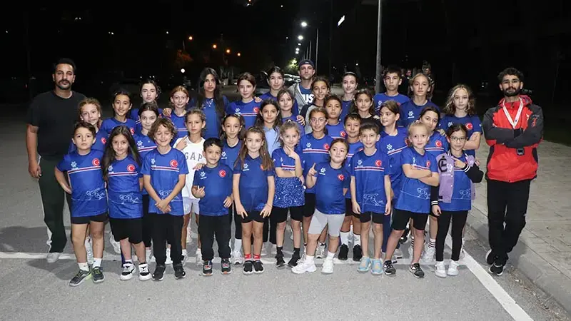Samsun’da short track sporcularının milli takım hedefi