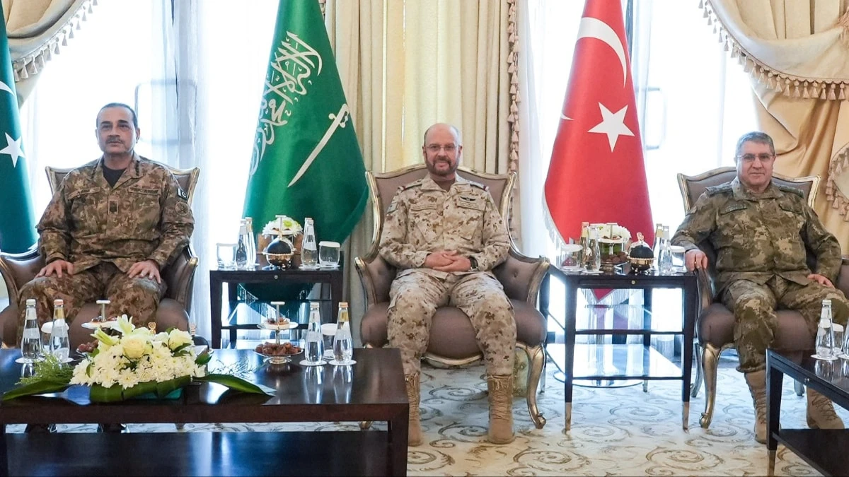 Mekke Ortak Savunma Anlaşması için Riyad’da zirve