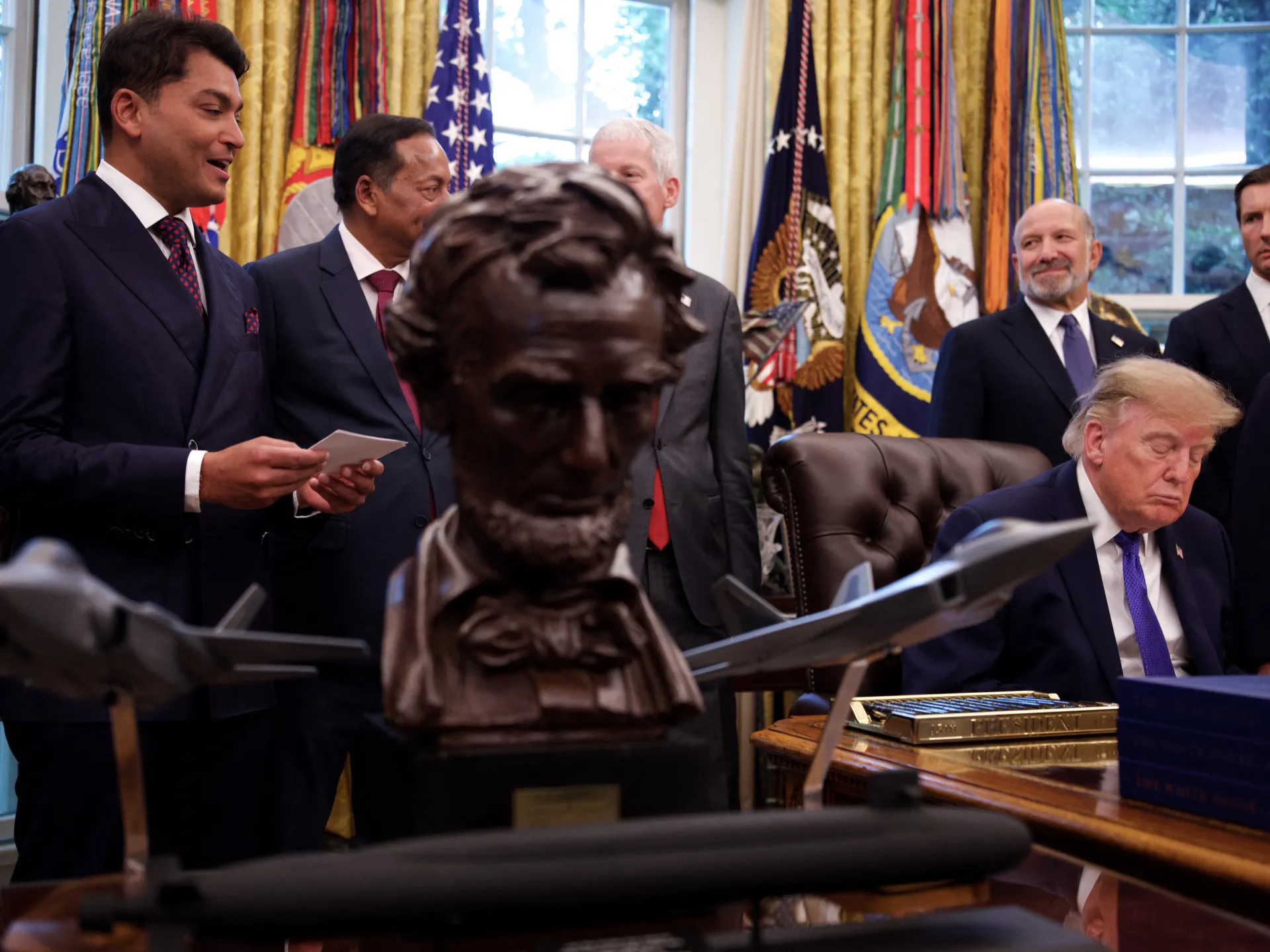 Trump, İran yaptırımları konusunda iddiaları reddetti