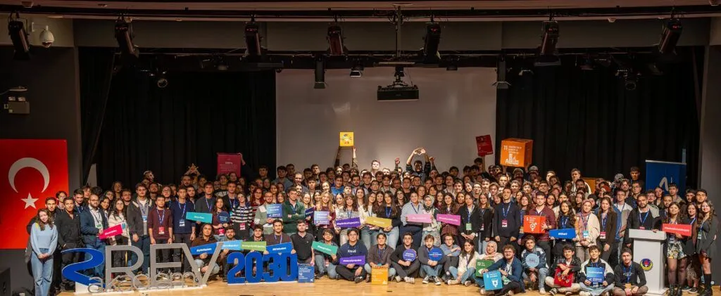 Rönesans Eğitim Vakfı 2026-2027 burs başvuruları başladı