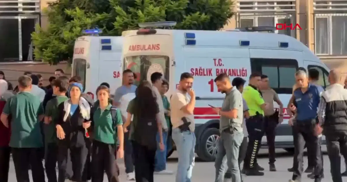 Manisa Turgutlu’da okul önünde silahlı saldırı: 8 yaralı