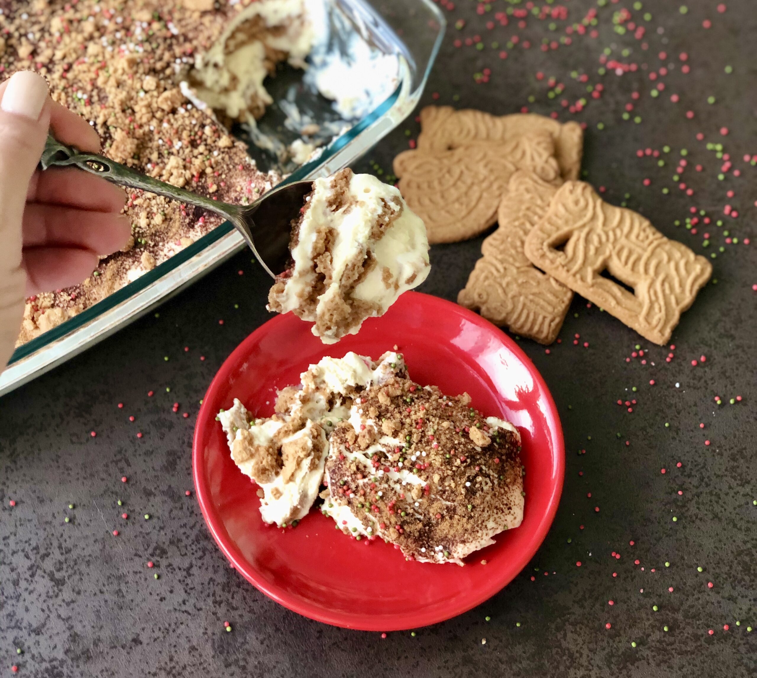 Spekulatius Bisküvili Tarçınlı Tiramisu Tarifi