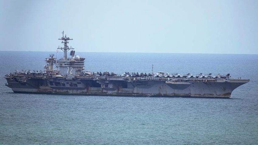 USS Abraham Lincoln’de 8 asker intihar girişiminde bulundu