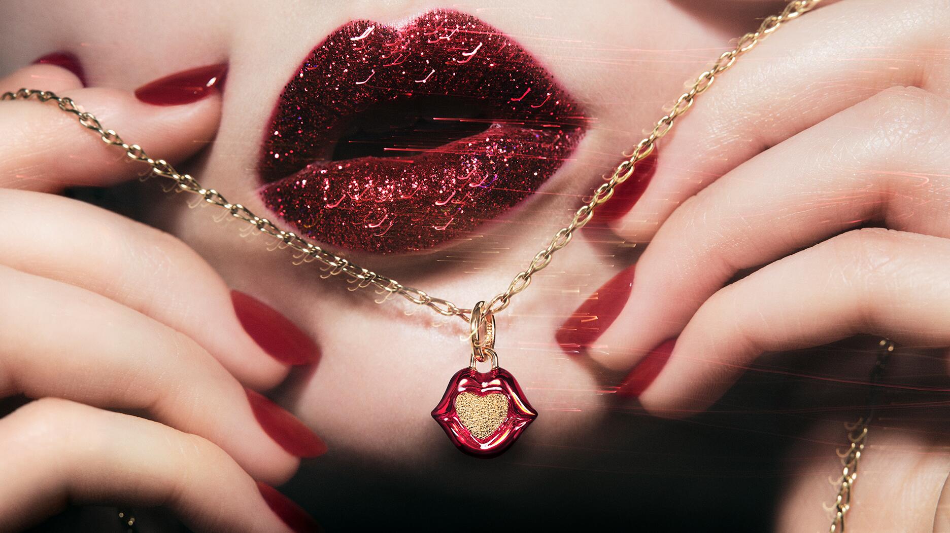 Pandora x Pat McGrath koleksiyonu renkleri öne çıkarıyor