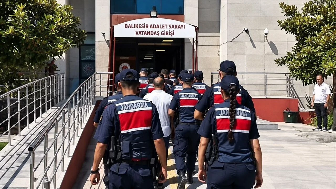 Fransa’da restoran krizi: 4 bin 900 işletme kapandı