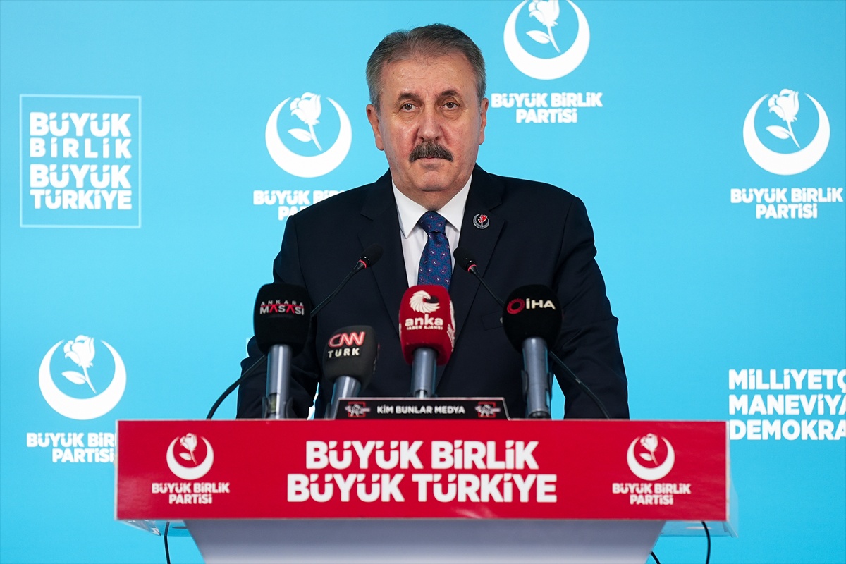 BBP Genel Başkanı Destici’den gündeme ilişkin mesajlar