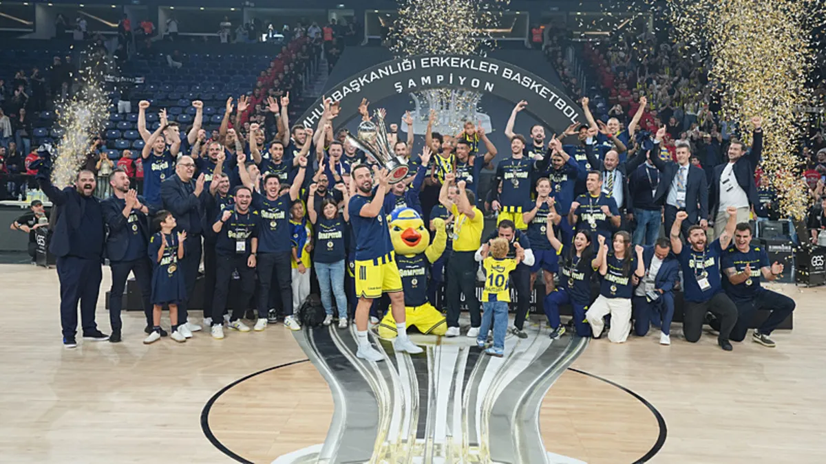Fenerbahçe Tarfin Cumhurbaşkanlığı Kupası’nı kazandı