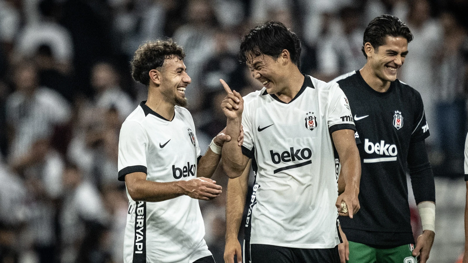 Beşiktaş’ın Avrupa Ligi kadrosu UEFA’ya bildirildi