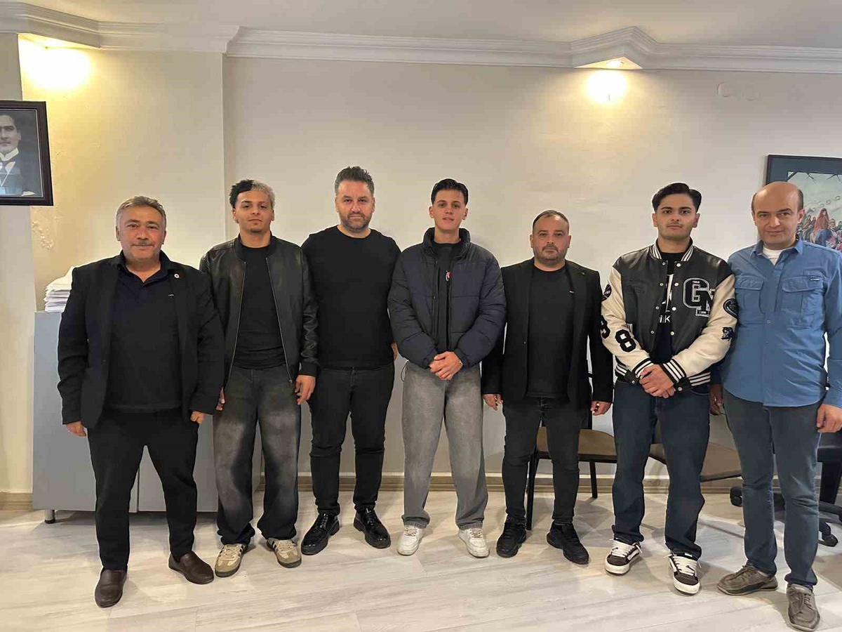 Bilecik’te 1. Hair Fest’te kuaförler ödüllerini aldı