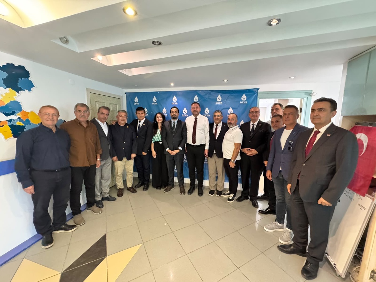 CHP İzmir İl Başkanı Gümrükçü’den üç partiye ziyaret