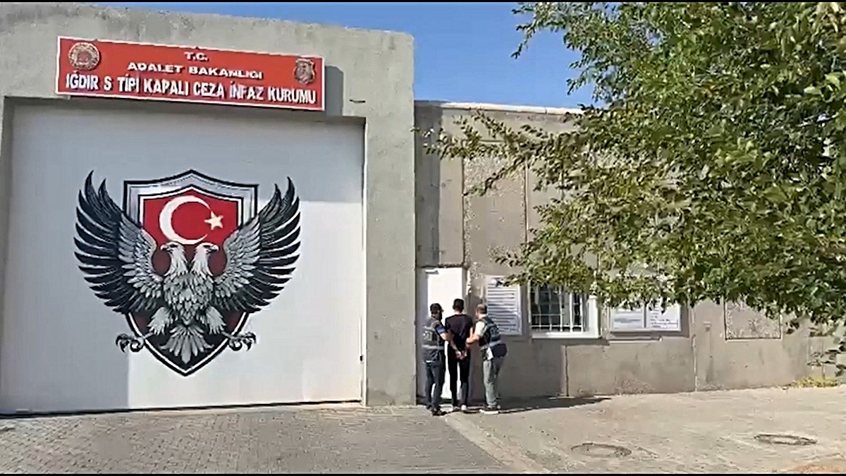 Dolandırıcılık suçundan 7 yıl 7 ay hapis cezalısı yakalandı
