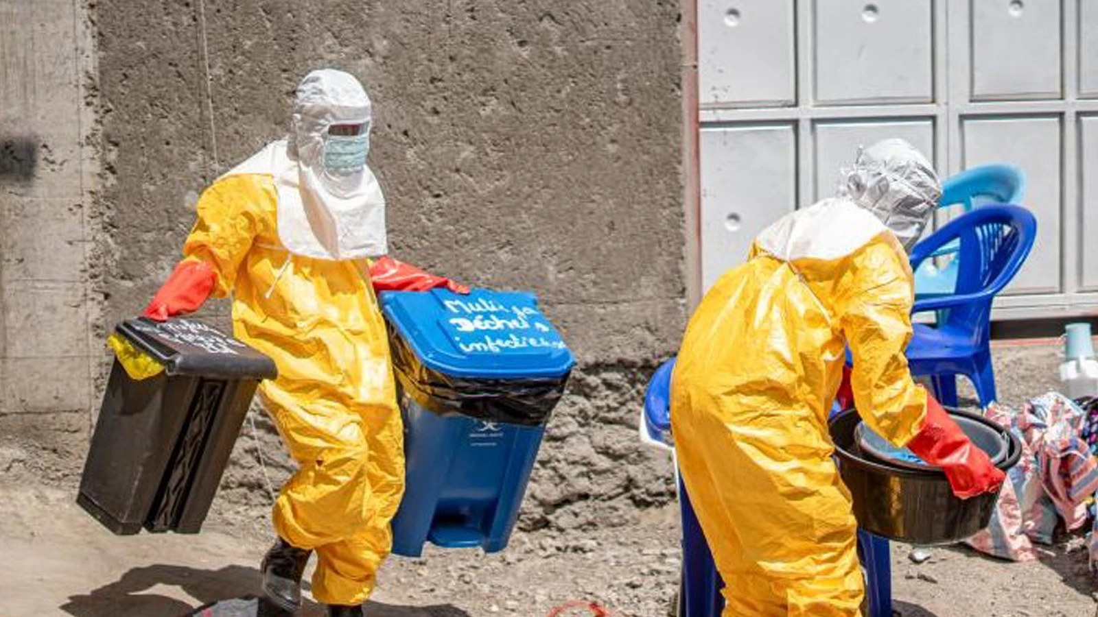 Ebola salgını KDC’de: Vaka ve can kaybı yükseldi