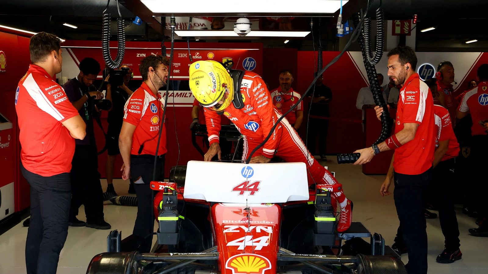 Lewis Hamilton, Ferrari’de değişiklik iddiasını yalanladı