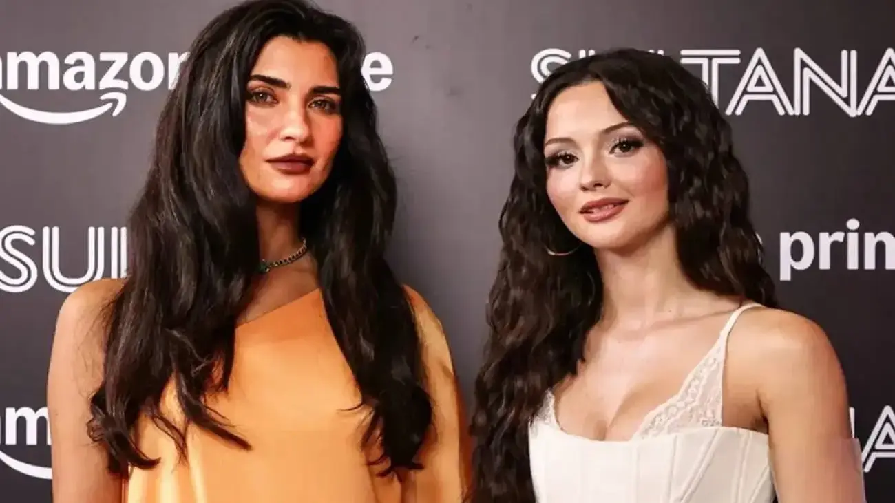 Tuba Büyüküstün ve Derya Pınar Ak galada gündem oldu