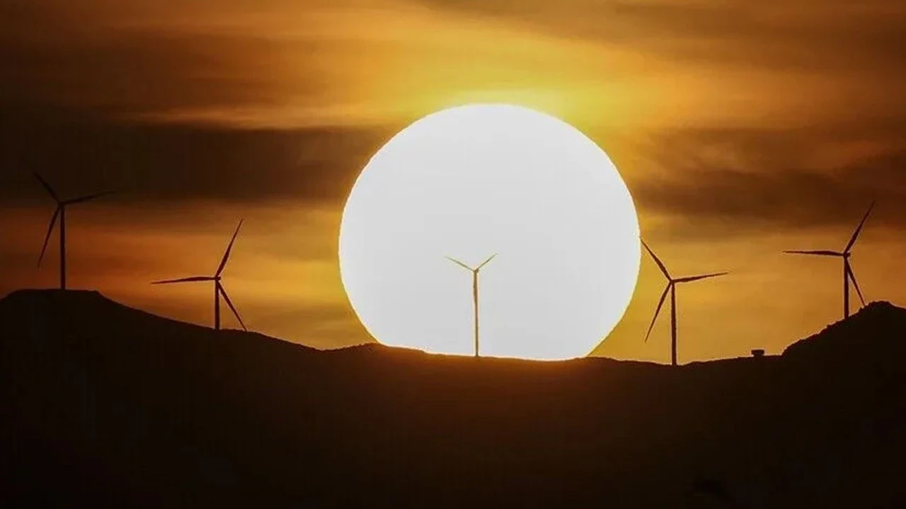Güneş ve rüzgar enerjisinde 10 yılda 442,2 TWh üretim