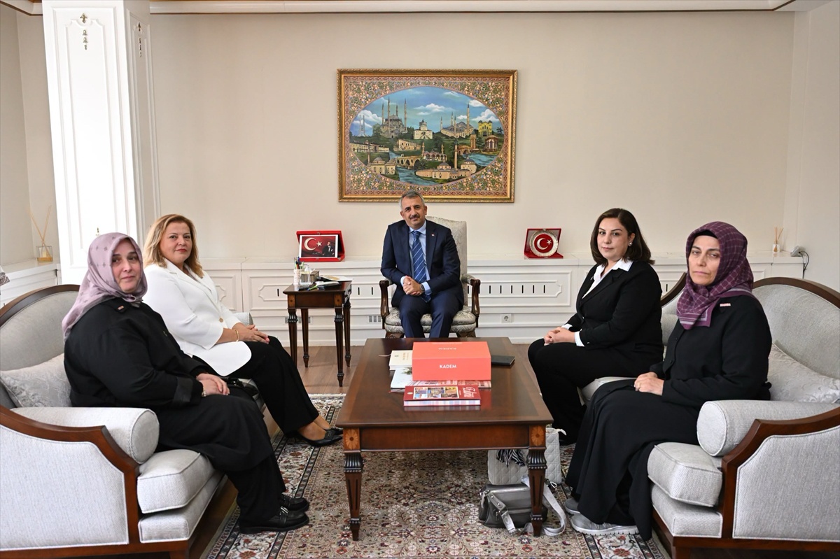 KADEM Edirne İl Temsilcisi Ekrikaya, Vali Sezer’le görüştü