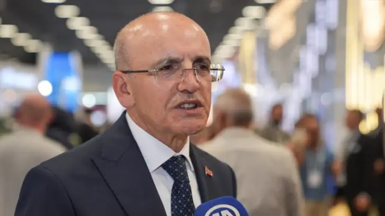 Mehmet Şimşek’ten istifa iddialarına ilişkin net yanıt