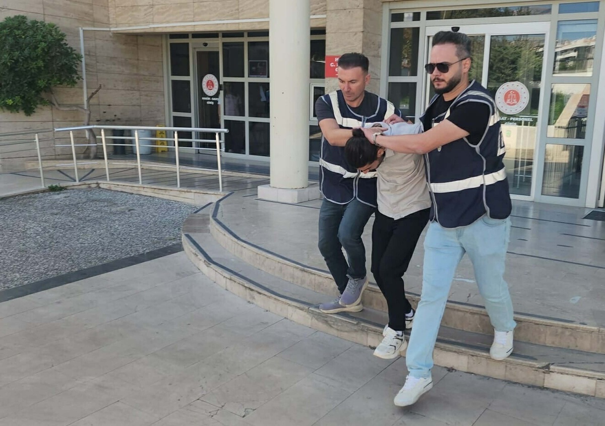 Atatürk büstü söküldü: Muğla’da şüpheli tutuklandı