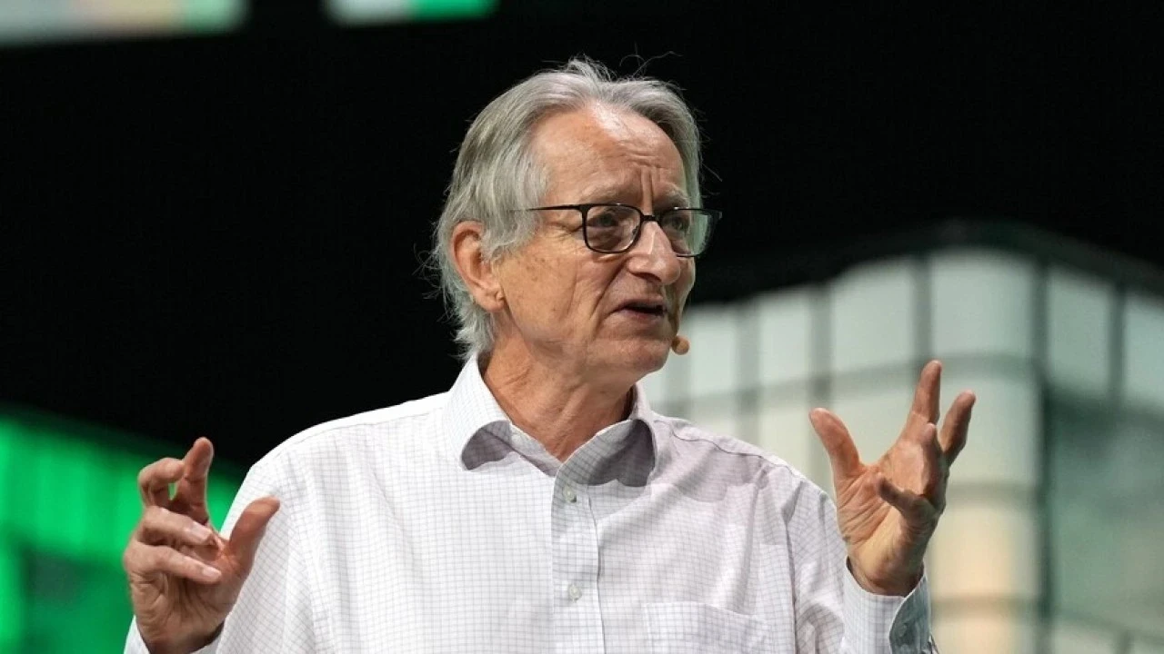 Geoffrey Hinton’dan yapay zeka uyarısı: Bir yıl kaldı