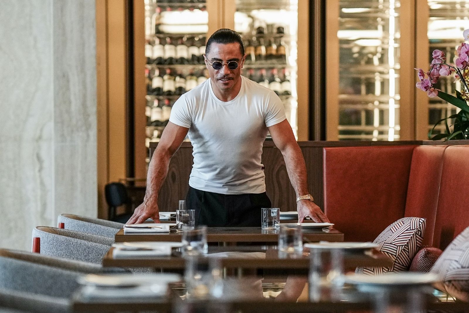 Saltbae Steak & Burger, 25 Eylül’de Dubai Mall’da açılıyor